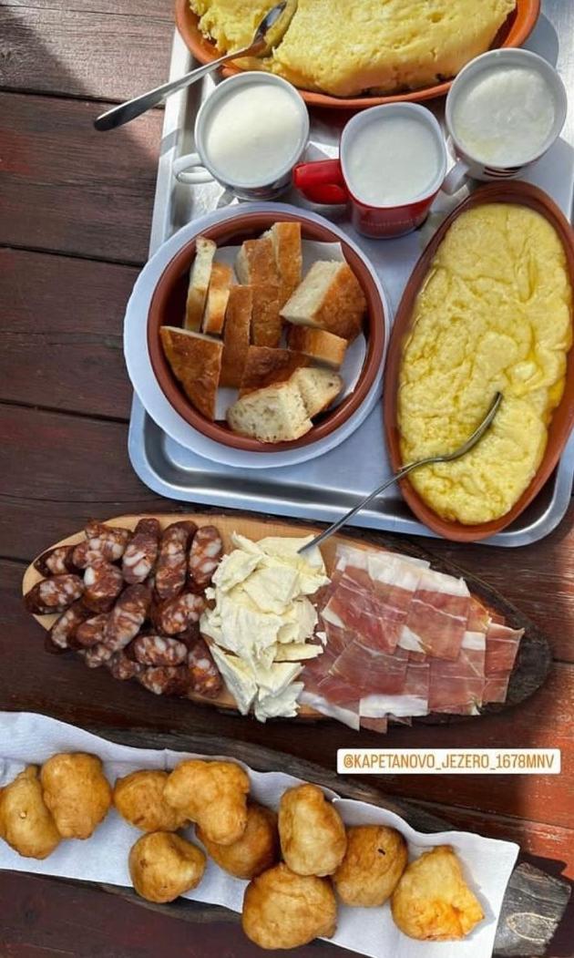 Kapetanovo Jezero Bungalov Bed and Breakfast Ποντγορίτσα Εξωτερικό φωτογραφία